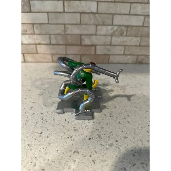 Marvel Spider-Man Doctor Octopus PVC Cake Topper Figure With Base #db - Picture 2 of 4